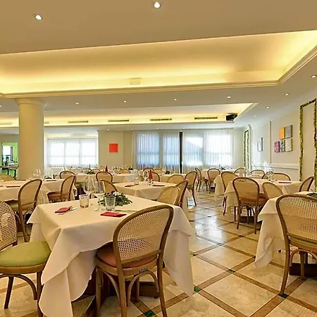 Hotel Priula 3*